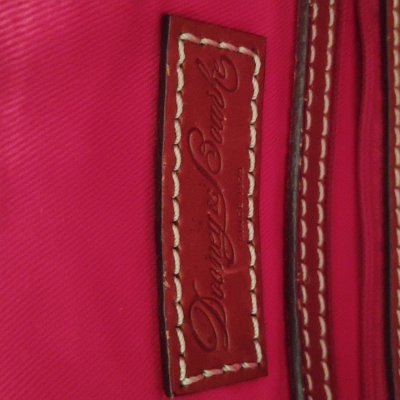 Dooney & Bourke Satchel Handbag / lightly used - Picture 4 of 10